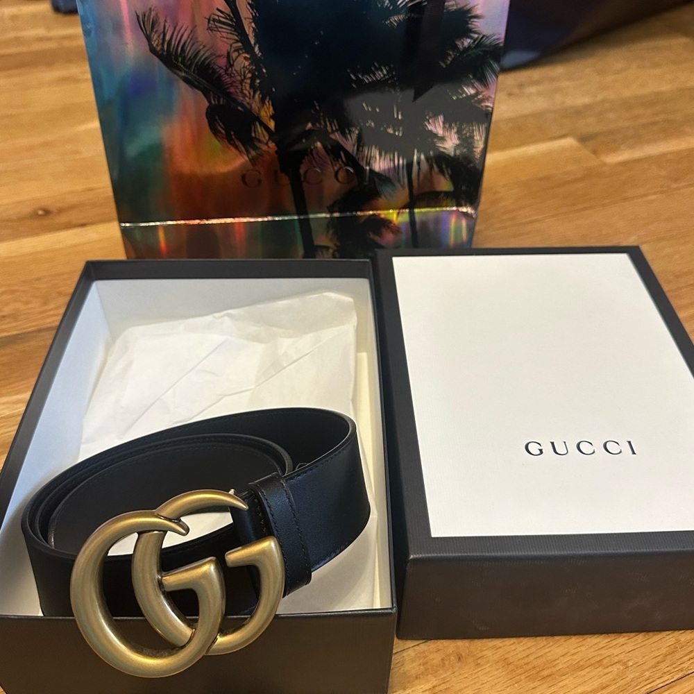 Gucci Women’s GG marmont wide leather black belt